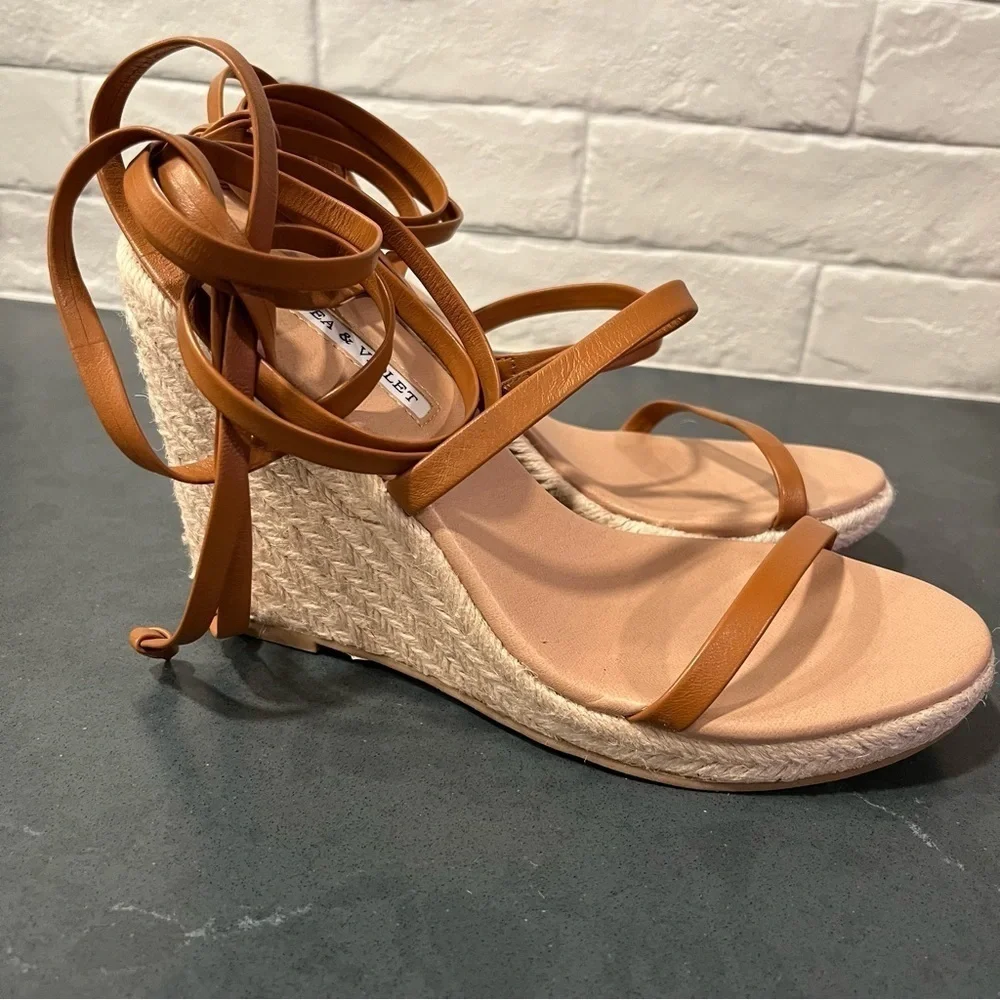 NWT Chelsea & Violet sz 8 Mriah brown leather strappy espadrille sandals